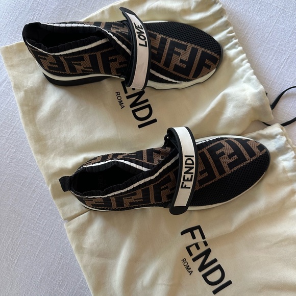 Fendi Sneakers - Picture 1 of 5